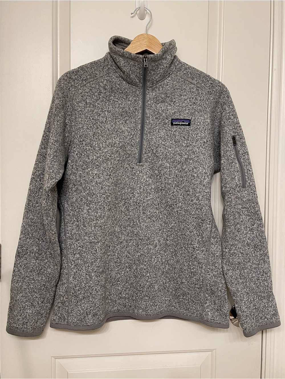 Patagonia Women's Heather Gray Quarter-Zip Pullover
